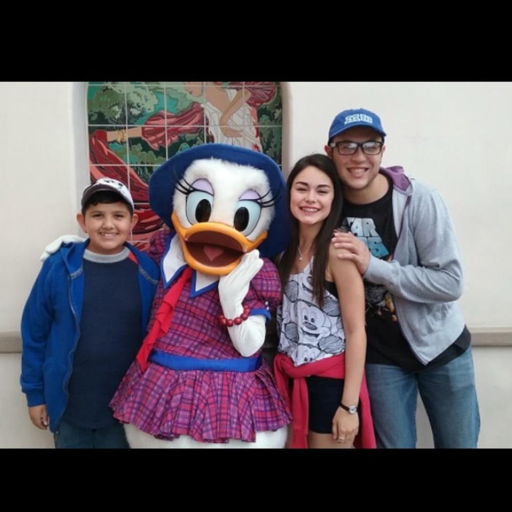 Meet your Posher, Alyssa